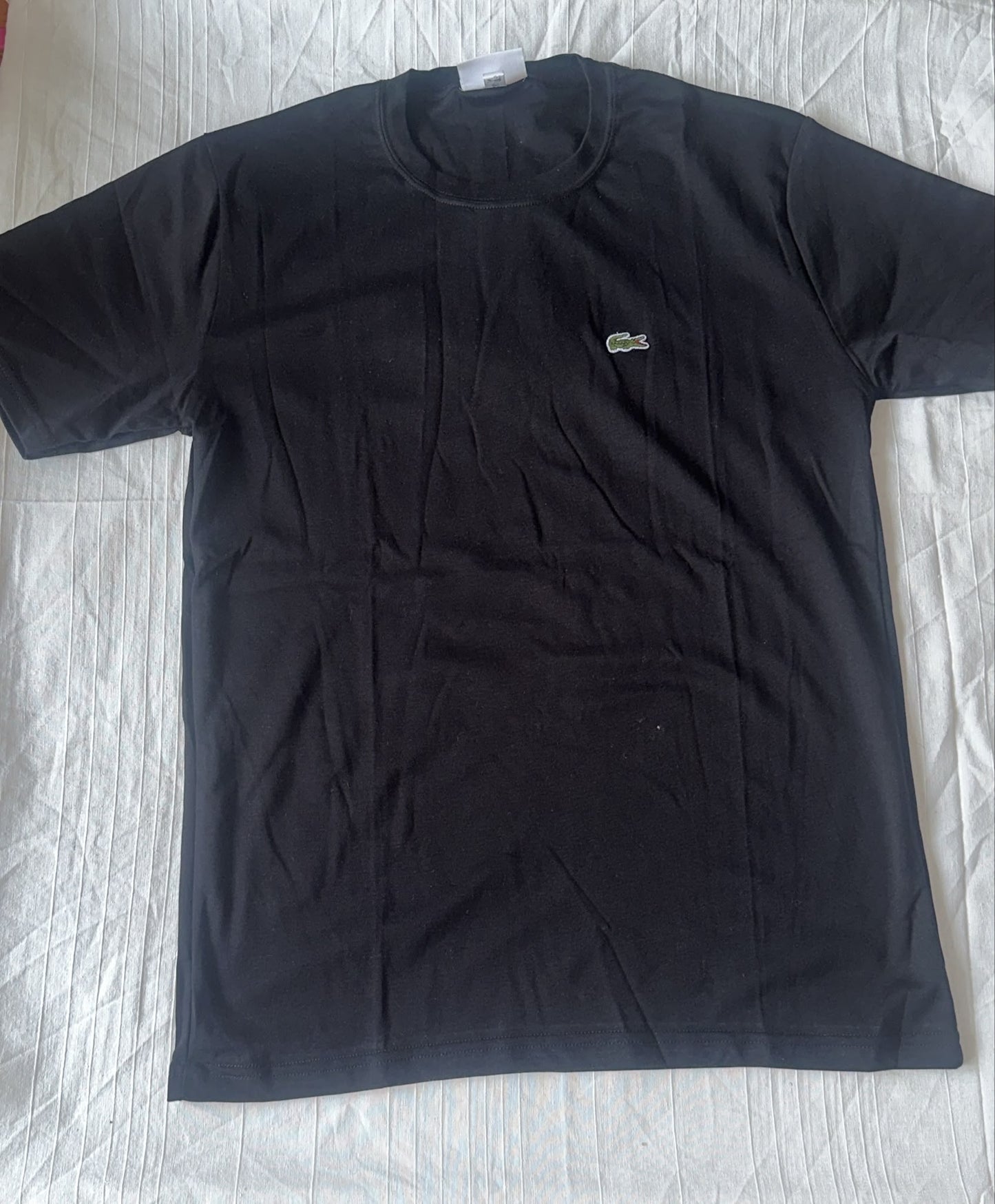Camiseta básica de manga corta – Color negro