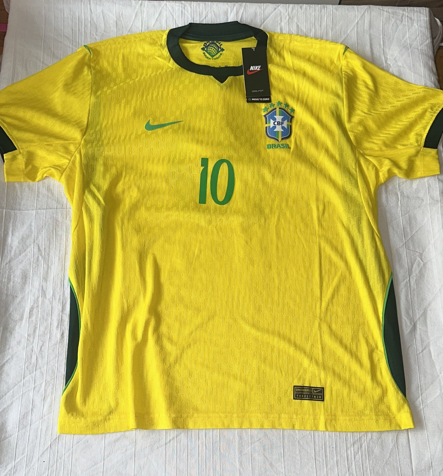 Camiseta Deportiva Amarilla Manga Corta