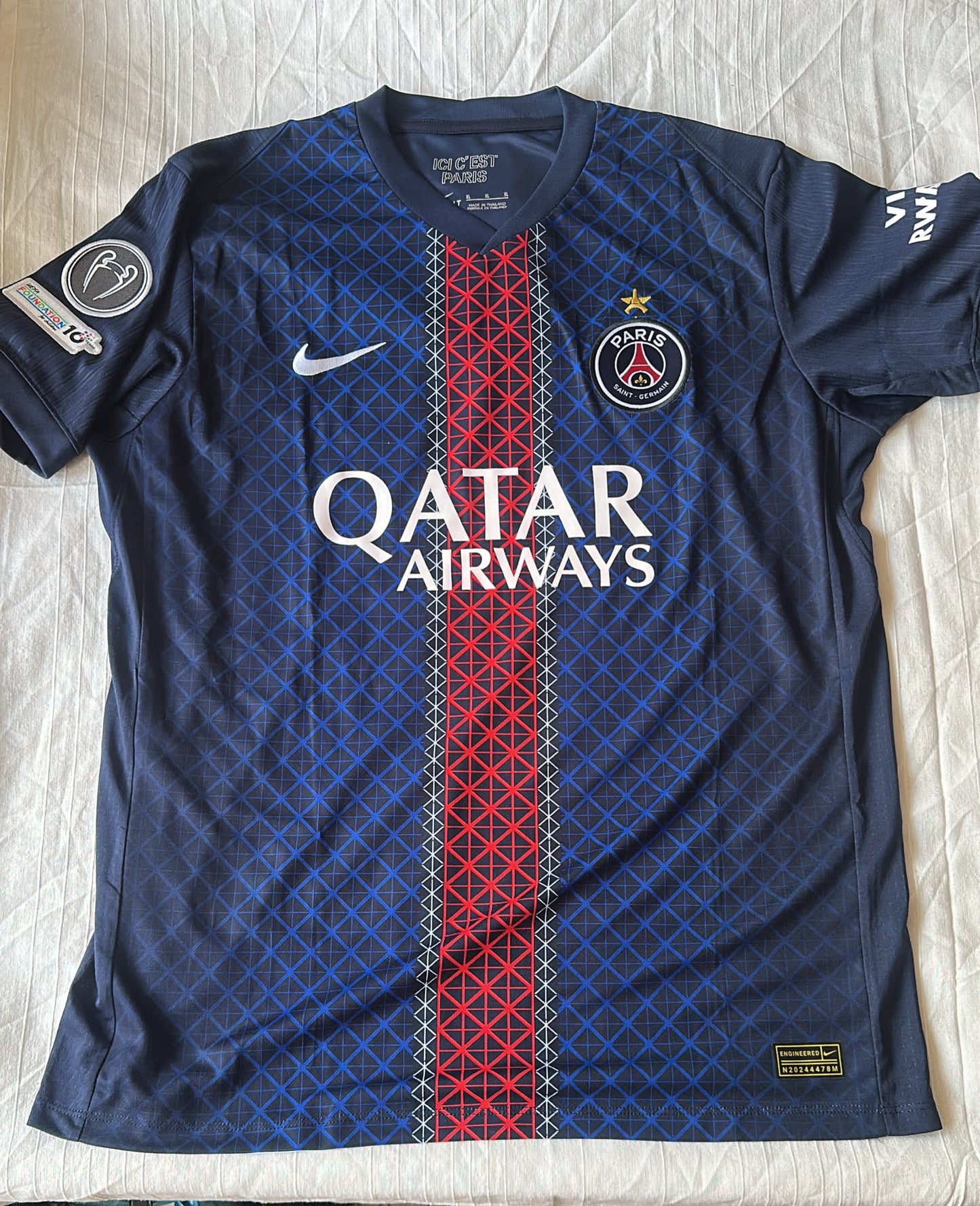 Camiseta Deportiva Premium Azul Marino Manga Corta