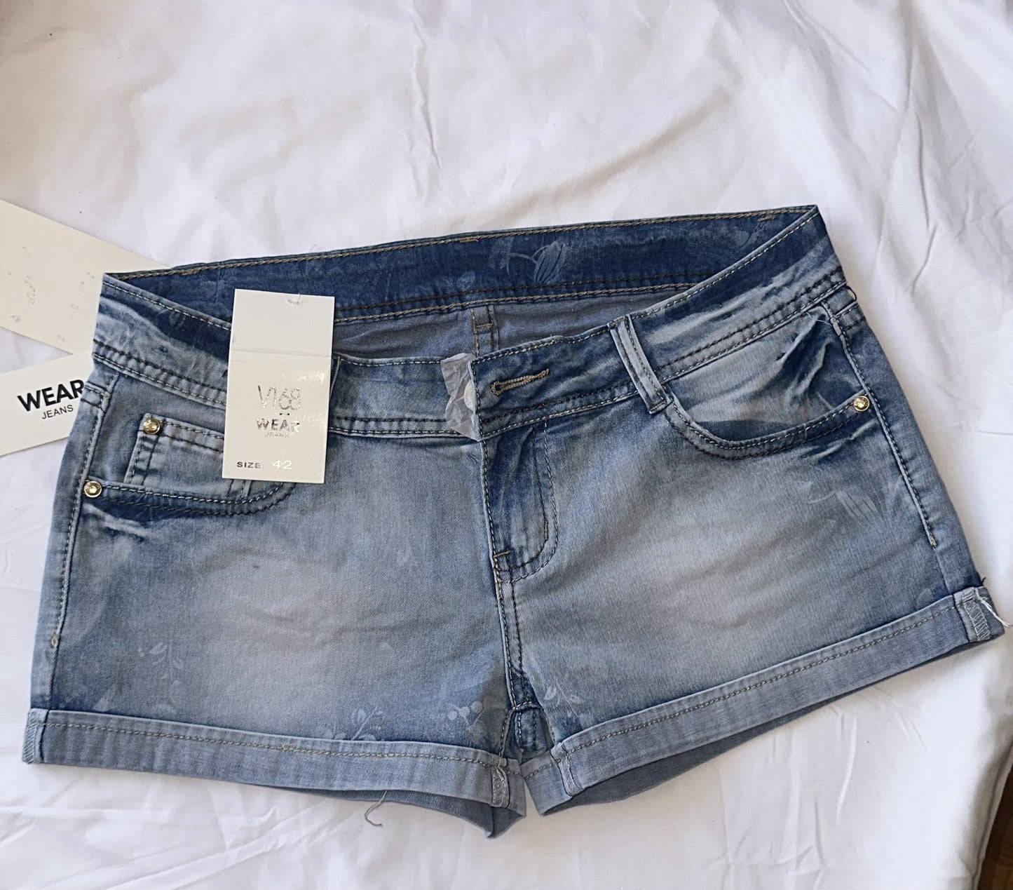 Pantalón corto vaquero azul claro